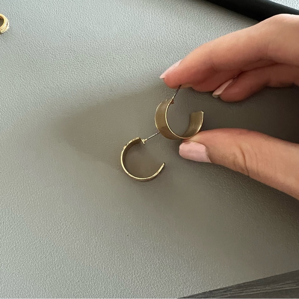 NWOT! Gold Hoop Earrings - Picture 3 of 3